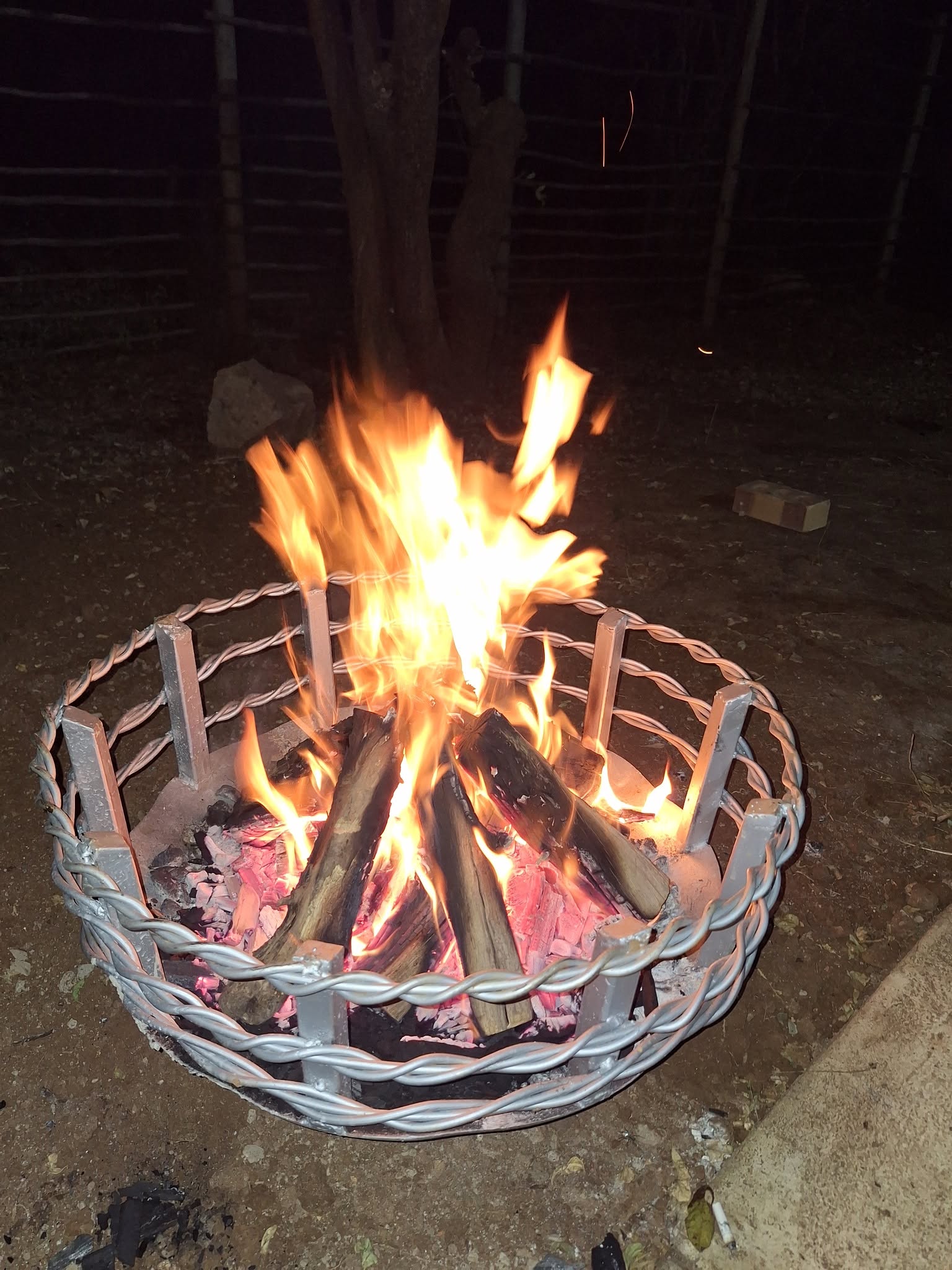 Boma fire pit at Bosveldrus in the evening